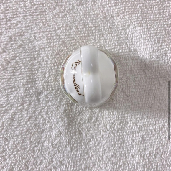 Vintage Newfoundland Ceramic Souvenir Bell - Picture 7 of 9